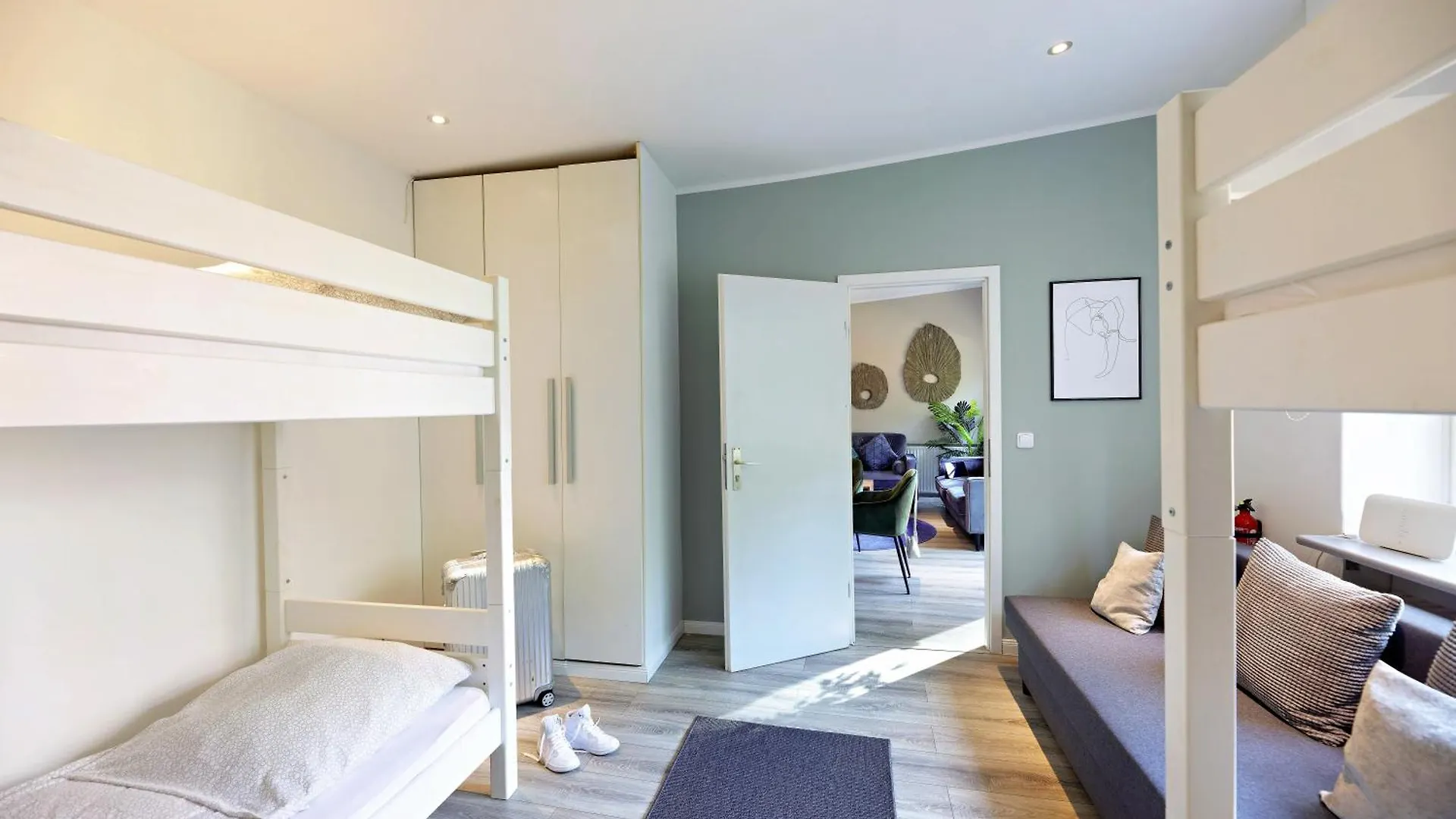 Peaceful City Garden Apartment Hamburg Germany