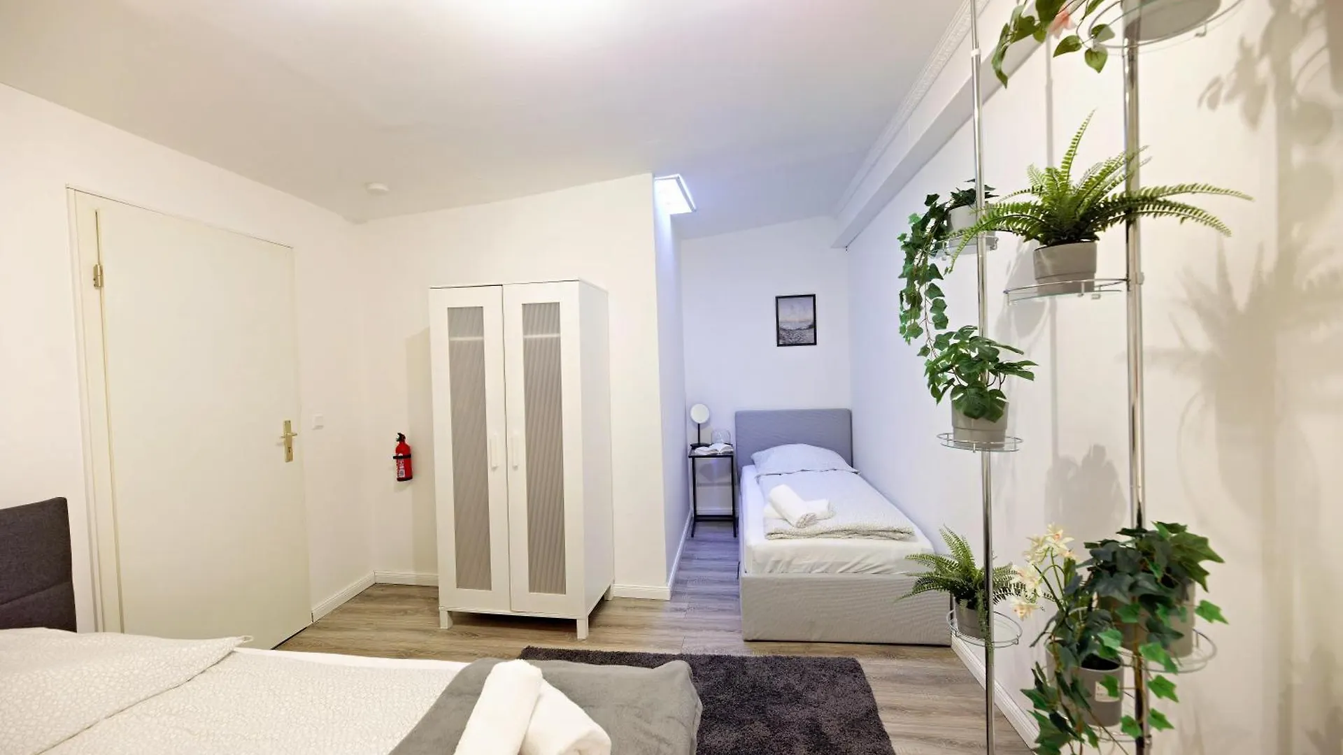 Peaceful City Garden Apartment Hamburg