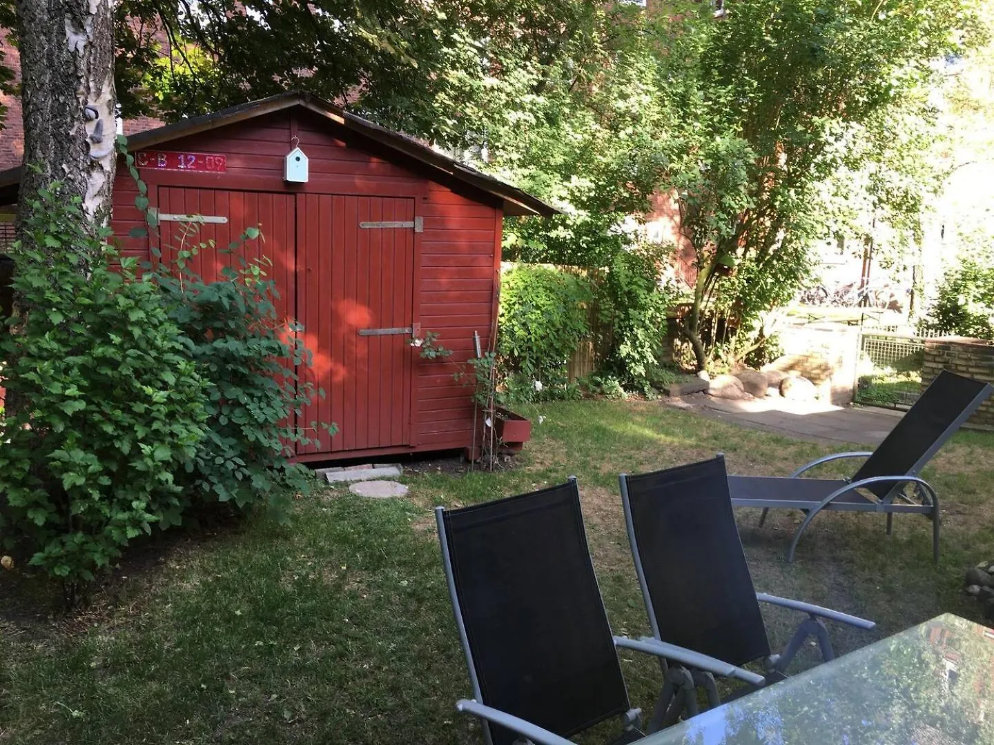 Peaceful City Garden Apartment Hamburg